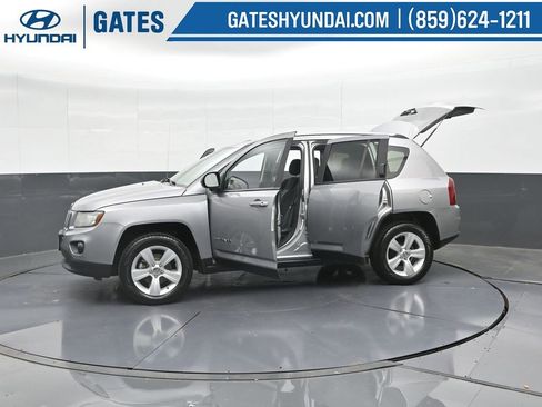 Used 2016 Jeep Compass Sport w/ Power Value Group image 47