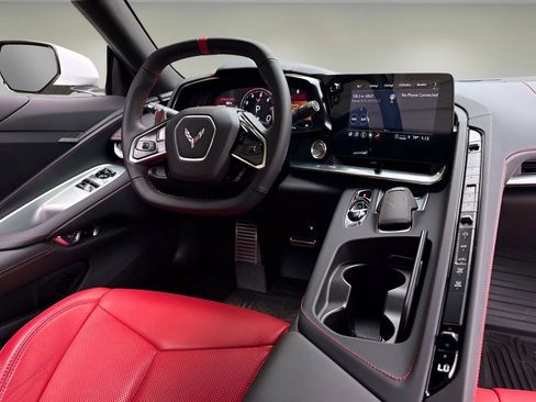 Used 2023 Chevrolet Corvette Stingray Coupe image 9