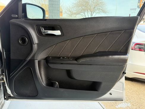 Used 2020 Dodge Charger GT w/ Blacktop Package image 18