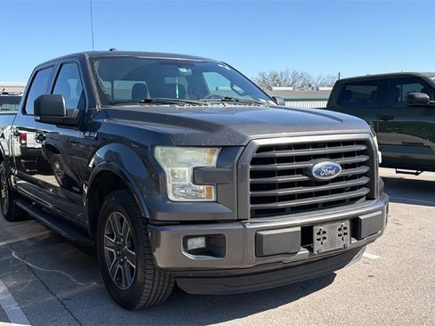 Used 2015 Ford F150 XLT w/ Equipment Group 302A Luxury image 3