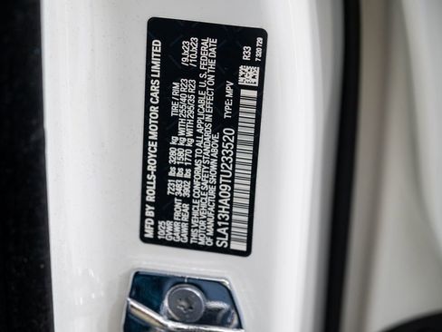 Used 2026 Rolls-Royce Cullinan image 88