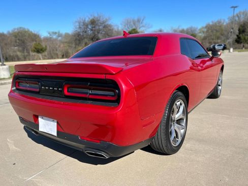 Used 2016 Dodge Challenger SXT Plus image 6