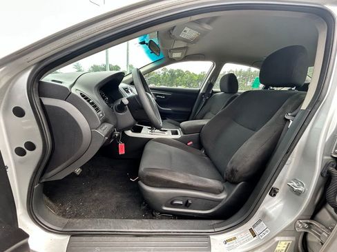 Used 2015 Nissan Altima 2.5 S w/ Power Driver Seat Package FWD image 10