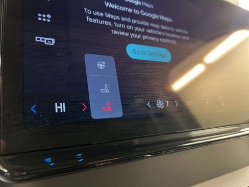 New 2026 Ford Expedition Active image 13