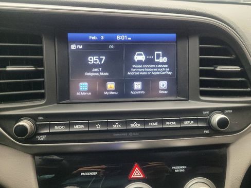 Used 2019 Hyundai Elantra SEL FWD image 25