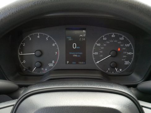 Certified 2025 Toyota Corolla LE image 21