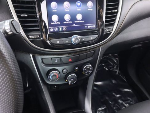 Used 2020 Chevrolet Trax LS w/ Tint and Cruise Package FWD image 15