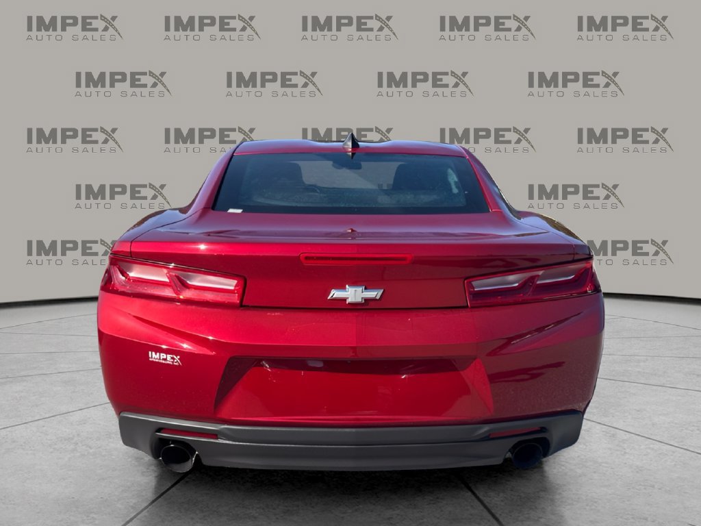 Used 2017 Chevrolet Camaro LT RWD image 4