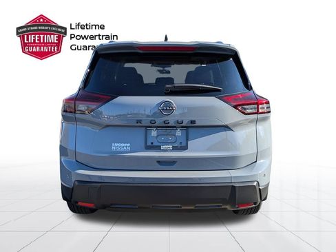 New 2026 Nissan Rogue SV FWD image 4