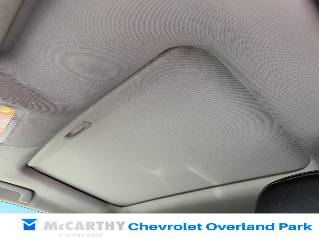Used 2017 Toyota Highlander SE FWD image 11