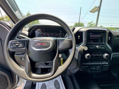 Used 2021 GMC Sierra 3500 4x4 Double Cab w/ Convenience Package image 33