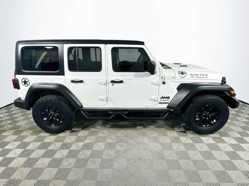Used 2021 Jeep Wrangler Unlimited Sport AWD/4WD image 8