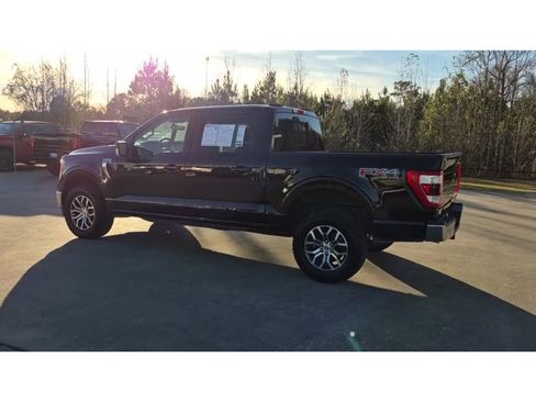 Used 2022 Ford F150 Lariat w/ Trailer Tow Package image 6