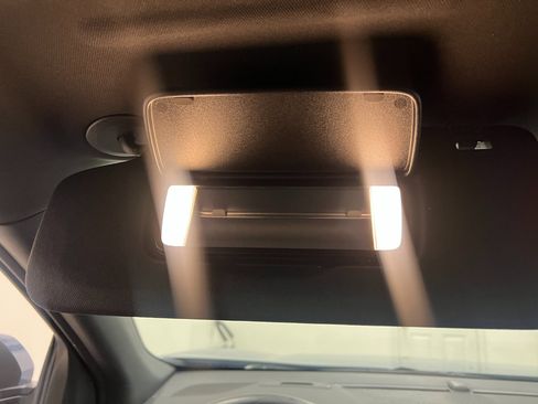 Used 2025 Chevrolet Equinox LT w/ Convenience Package II image 43