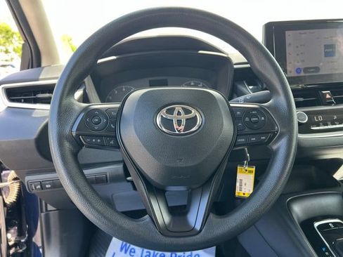 Used 2023 Toyota Corolla LE FWD image 13
