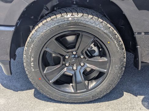 Used 2023 RAM 1500 Big Horn AWD/4WD image 10