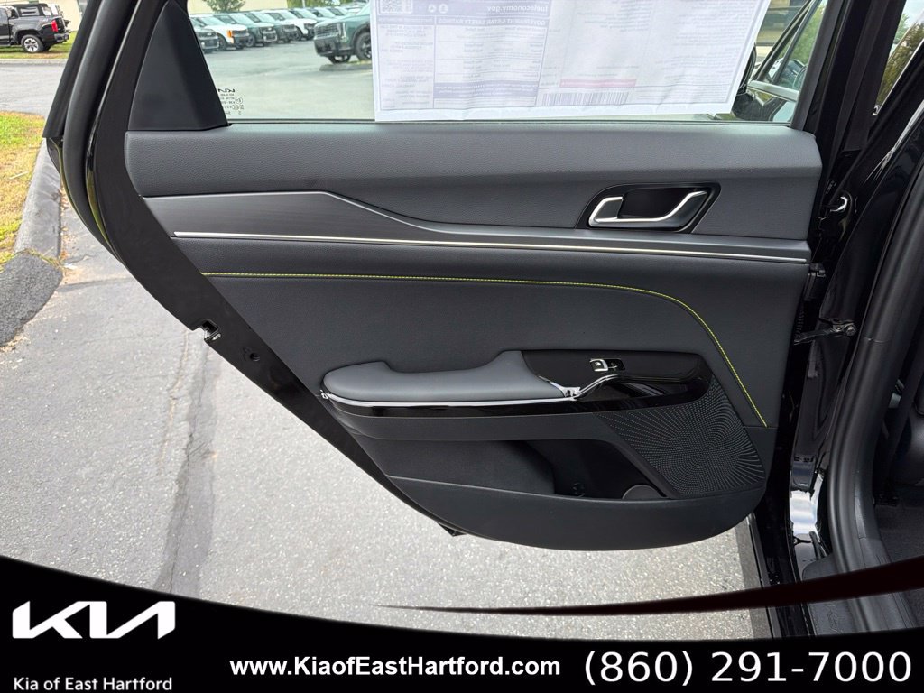 New 2027 Kia K5 GT FWD image 17