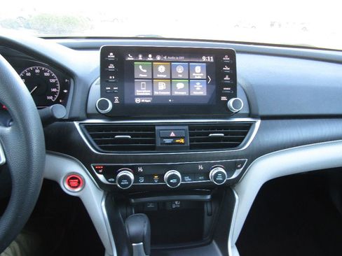 Used 2020 Honda Accord EX image 16