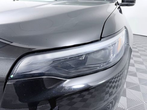 Used 2023 Jeep Cherokee Altitude Lux image 25