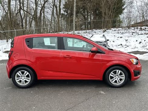 Used 2012 Chevrolet Sonic LT image 3
