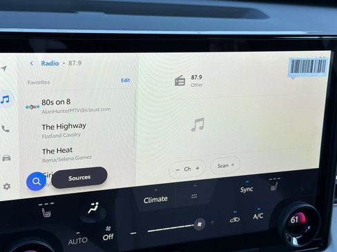 New 2026 Subaru Solterra Premium image 18