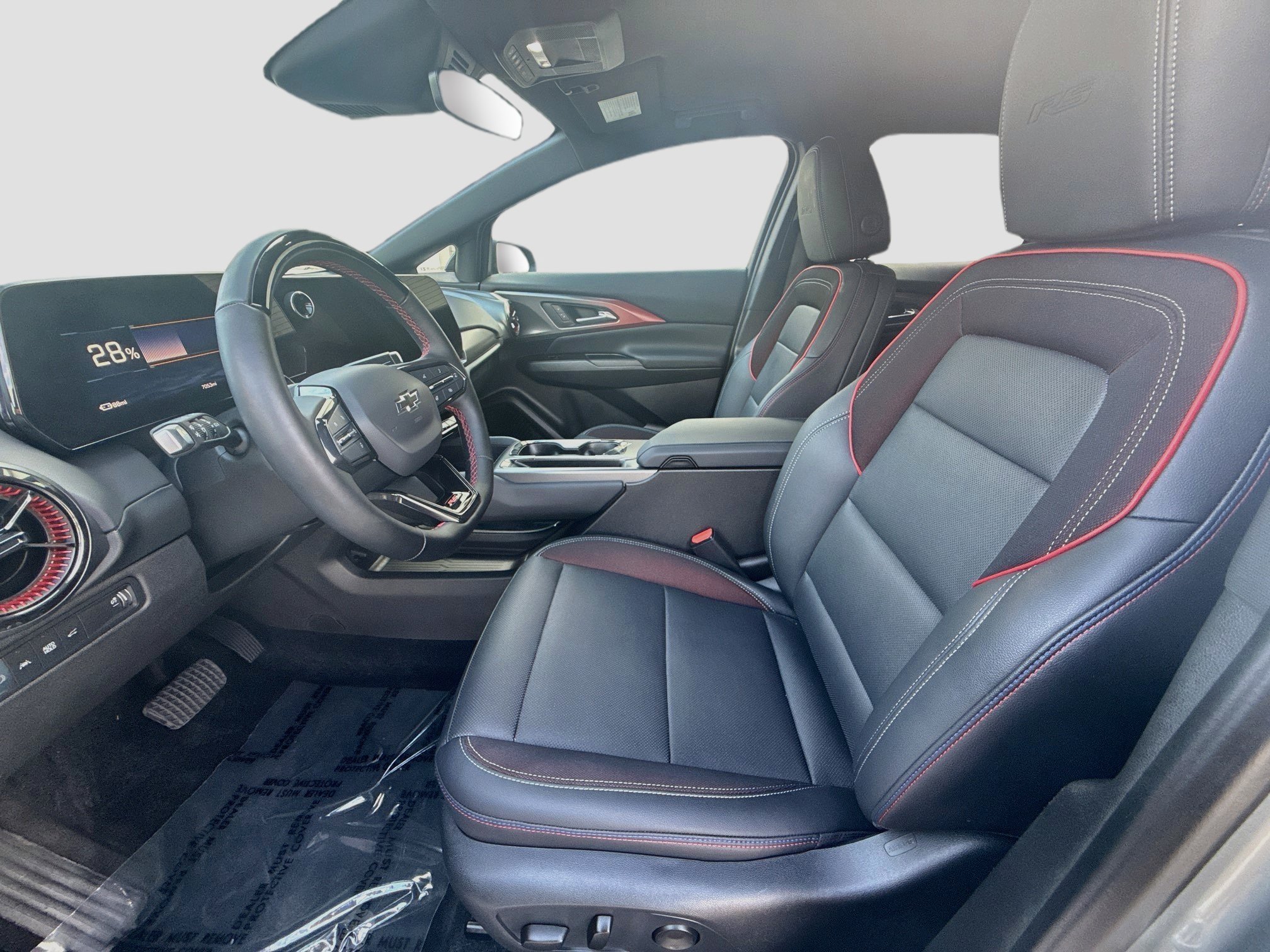 Used 2024 Chevrolet Equinox EV RS FWD image 17