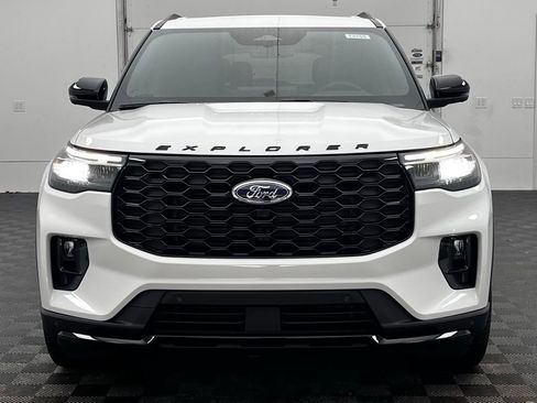 New 2026 Ford Explorer ST-Line w/ ST-Line Street Pack image 15