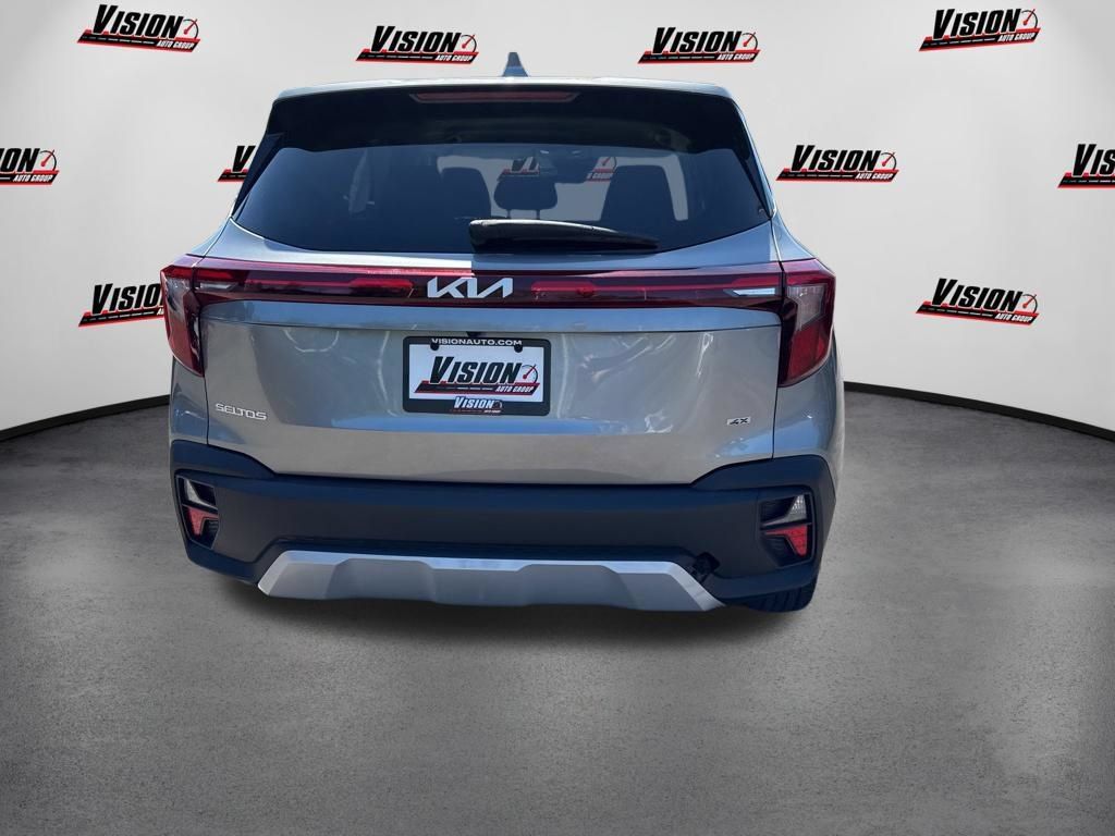 Certified 2024 Kia Seltos LX AWD/4WD image 8