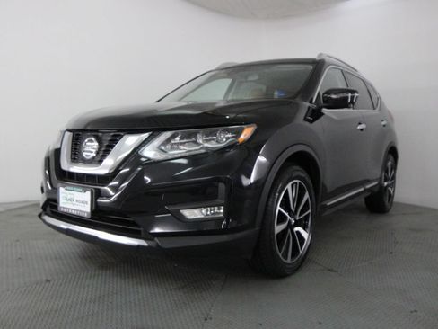Used 2018 Nissan Rogue SL AWD/4WD image 3