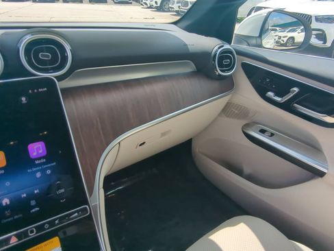 Certified 2026 Mercedes-Benz GLC 300 image 4