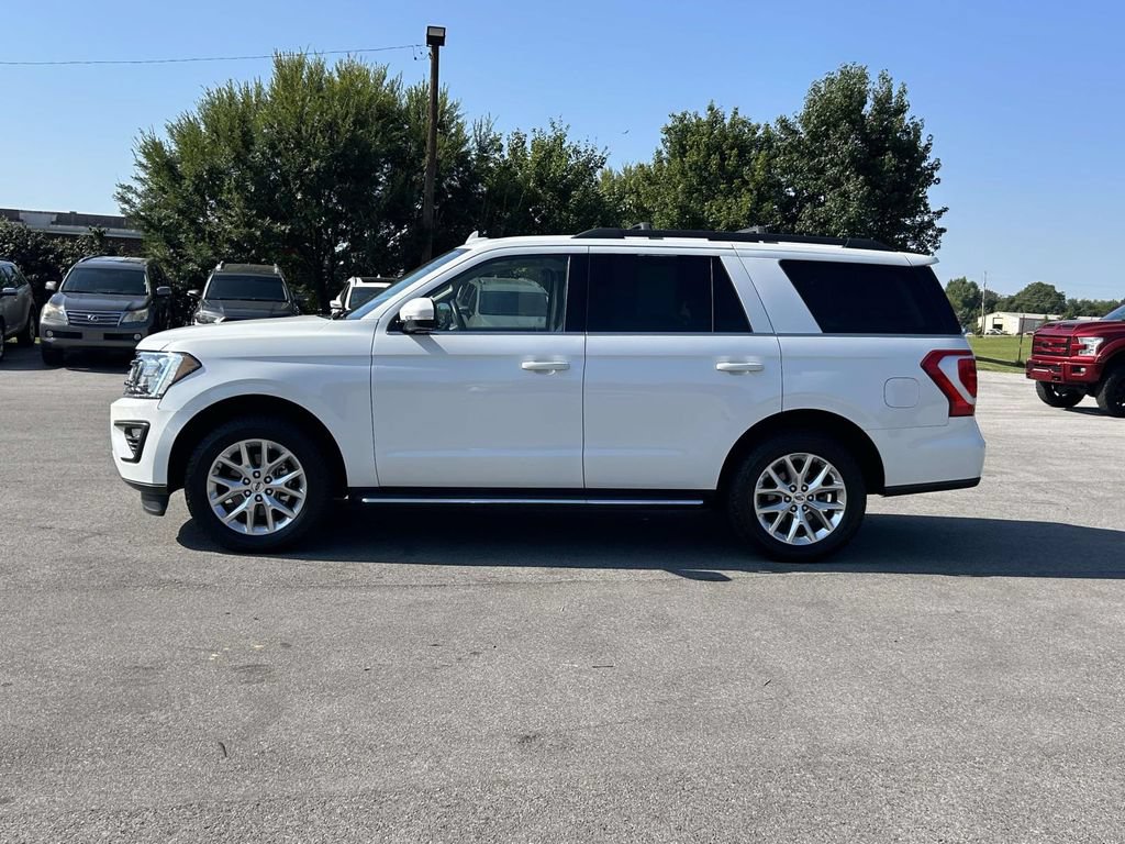 Used 2021 Ford Expedition XLT AWD/4WD image 4