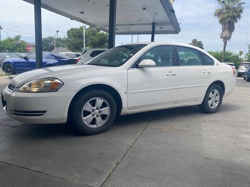 Used 2006 Chevrolet Impala LT w/ Preferred Equipment Group FWD image 3