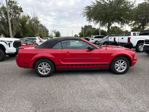 Used 2008 Ford Mustang Premium RWD image 4