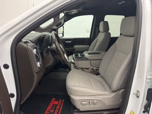 Used 2022 GMC Sierra 2500 SLE w/ SLE Convenience Package image 24