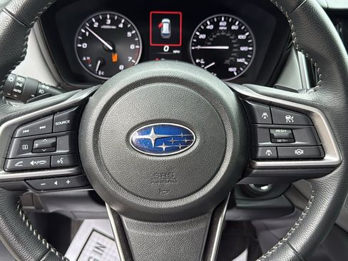Certified 2025 Subaru Outback Premium AWD/4WD image 13