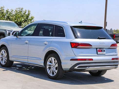 Used 2023 Audi Q7 3.0T Premium Plus AWD/4WD image 7