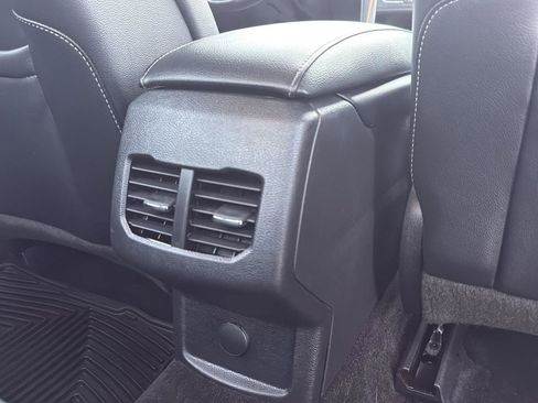 Certified 2017 Ford Fusion SE w/ Fusion SE Technology Package image 28