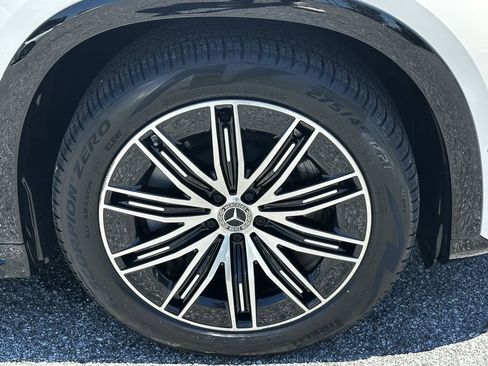 Certified 2023 Mercedes-Benz EQS 580 4MATIC SUV image 14
