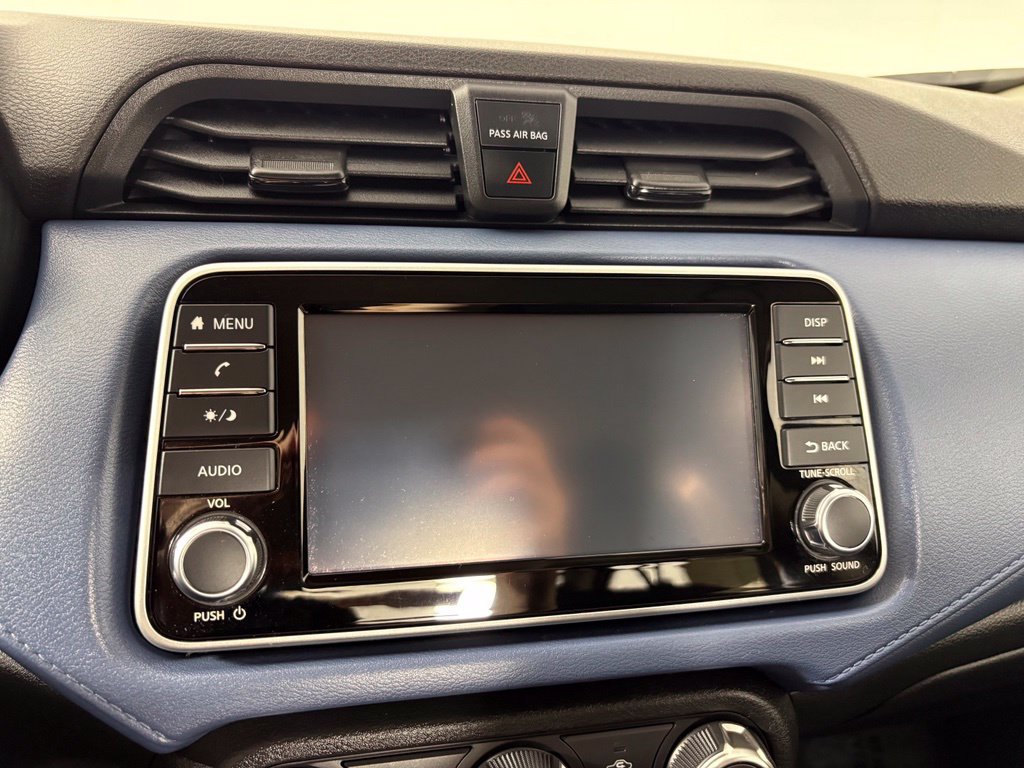 Used 2025 Nissan Versa SV w/ Trunk Package FWD image 19