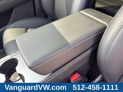 Used 2025 Tesla Model Y Long Range RWD image 20