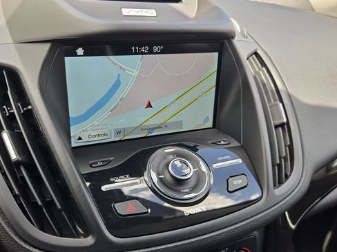 Used 2018 Ford Escape Titanium FWD image 18