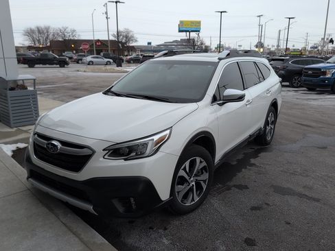 Used 2020 Subaru Outback Touring XT image 2