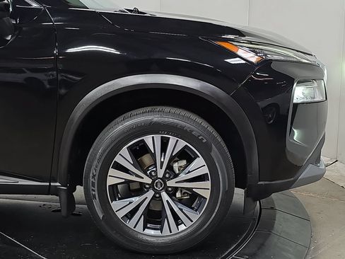 Used 2021 Nissan Rogue SV FWD image 11