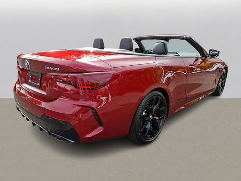 Used 2026 BMW M440i Convertible image 4