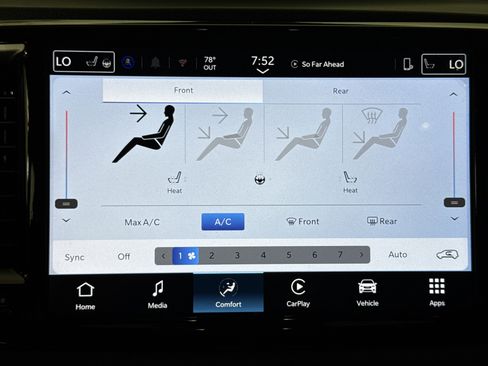 New 2026 Chrysler Voyager LX image 19