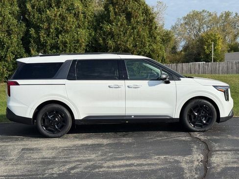 New 2026 Kia Carnival SX w/ SX Dark Edition Package image 2