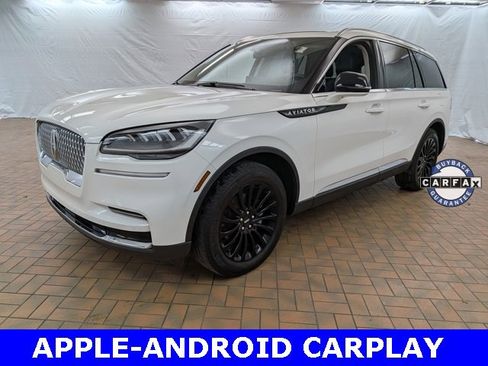 Used 2022 Lincoln Aviator AWD w/ Premium Package image 3