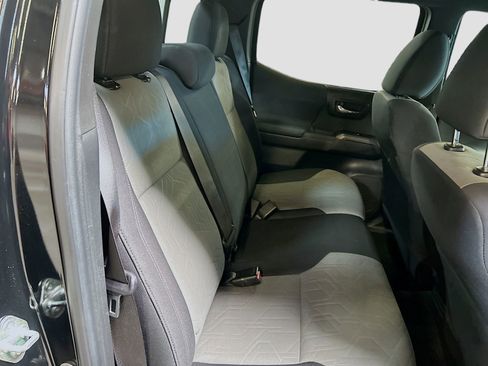 Used 2023 Toyota Tacoma TRD Off-Road image 24