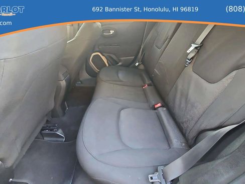 Used 2017 Jeep Renegade Sport w/ Power & Air Group FWD image 17