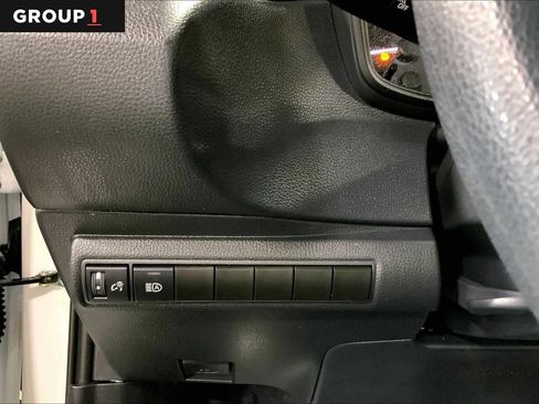 Certified 2023 Toyota Corolla LE image 34